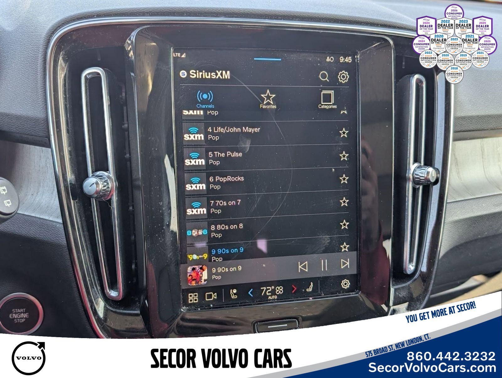 Used 2023 Volvo XC40 B5 Plus w/ Driver Assist Package AWD/4WD image 14