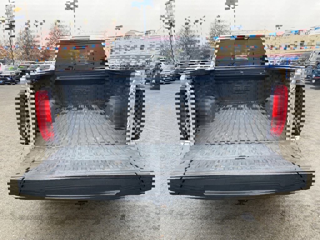 Used 2022 GMC Sierra 1500 SLT w/ SLT Premium Plus Package image 16