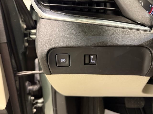 Certified 2023 Buick Enclave Essence FWD image 18