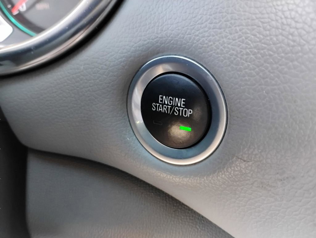 Used 2018 Chevrolet Malibu Premier w/ Premier Sun and Wheel Package image 34