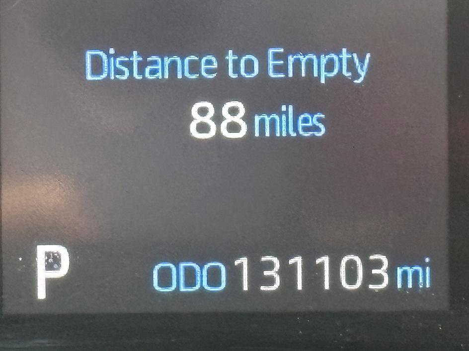 Used 2021 Toyota RAV4 LE image 20