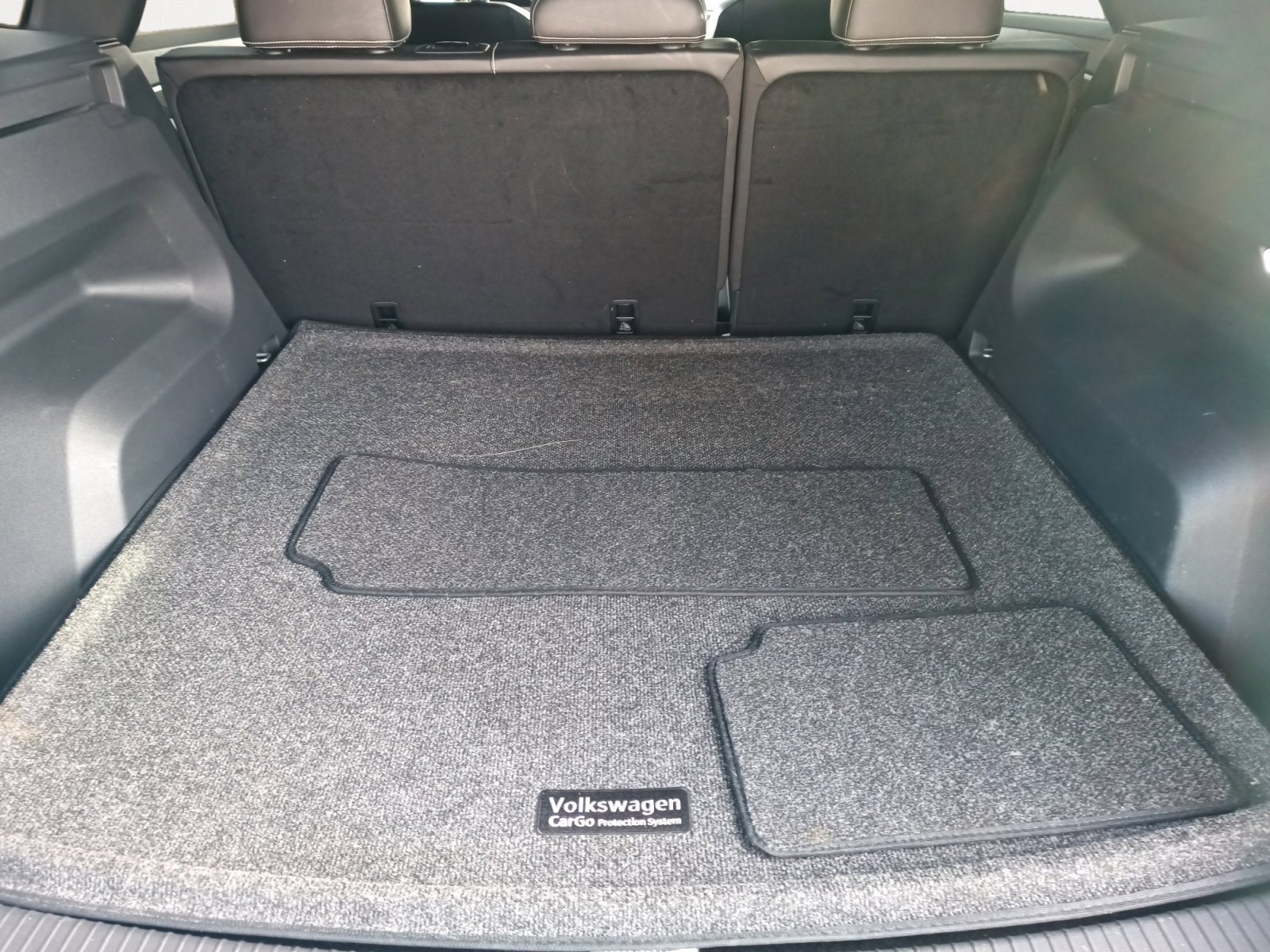 Used 2024 Volkswagen Atlas Cross Sport SE image 12