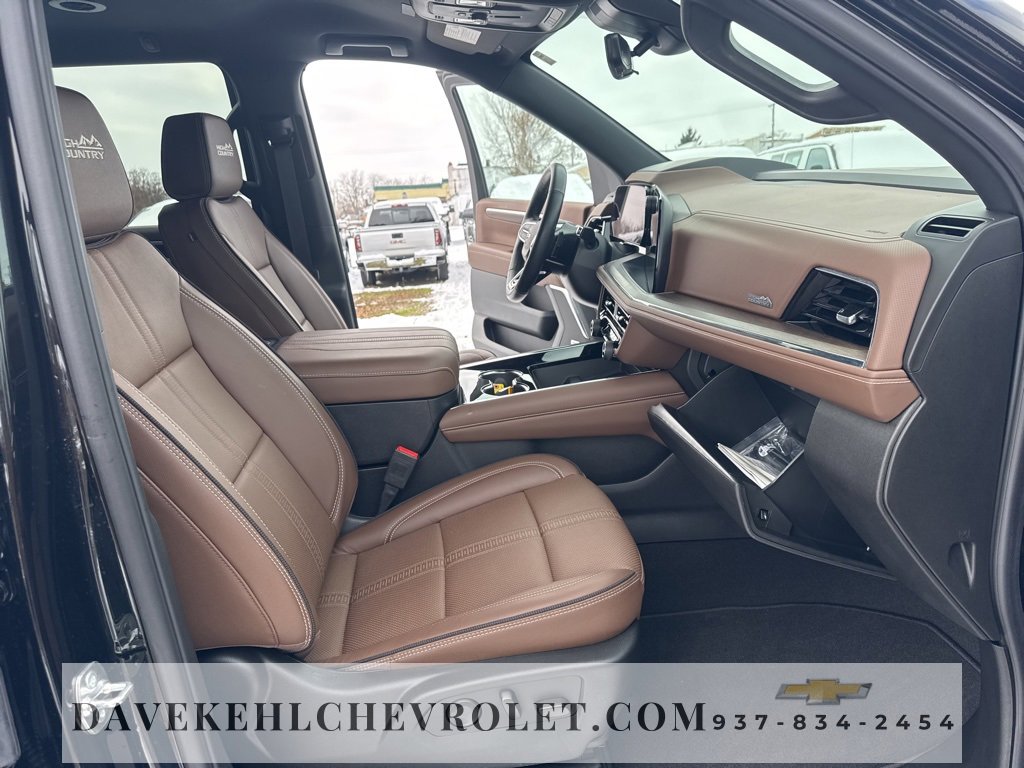 Used 2025 Chevrolet Tahoe High Country image 29