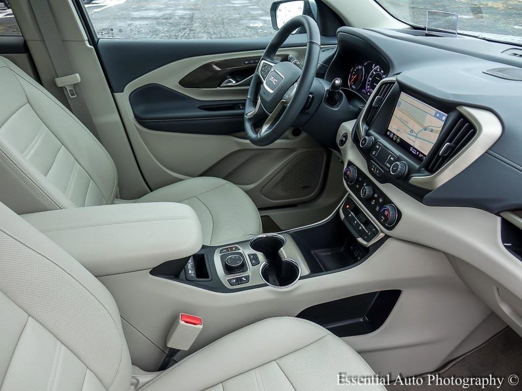 Used 2024 GMC Terrain Denali w/ Denali Premium Package image 31