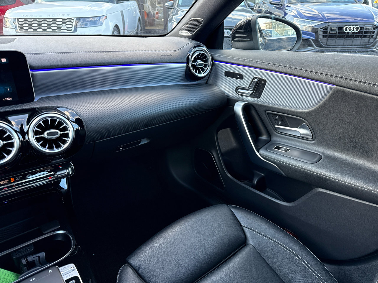 Used 2020 Mercedes-Benz CLA 250 4MATIC image 35