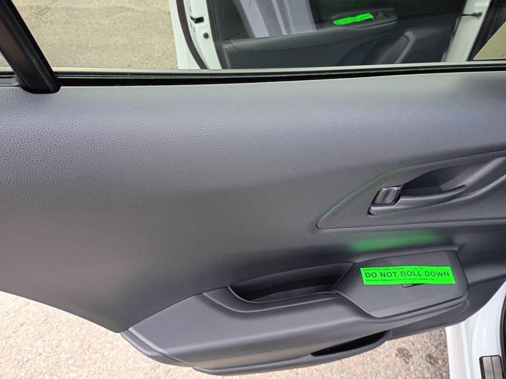 New 2026 Toyota Prius SE image 12