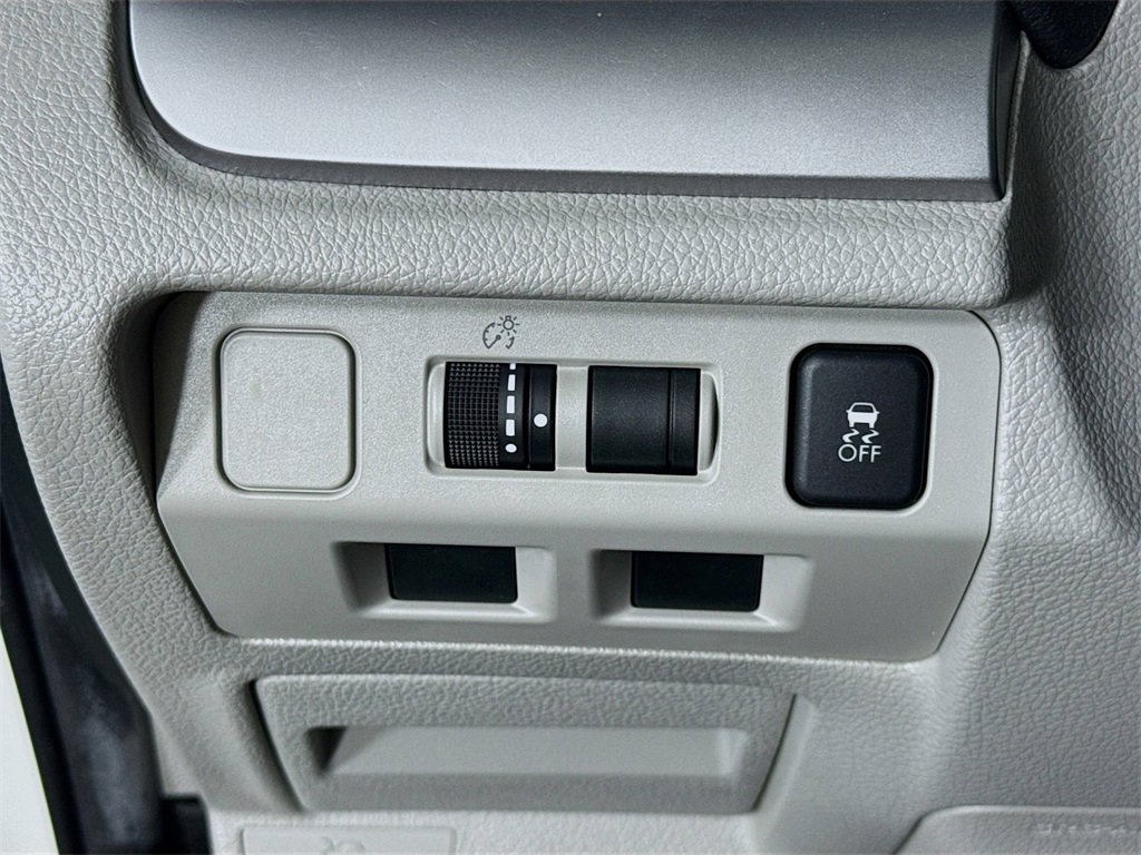 Used 2017 Subaru Forester 2.5i image 17