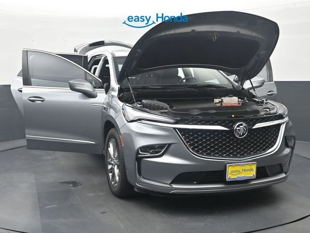 Used 2023 Buick Enclave Avenir w/ Avenir Technology Package AWD/4WD image 35