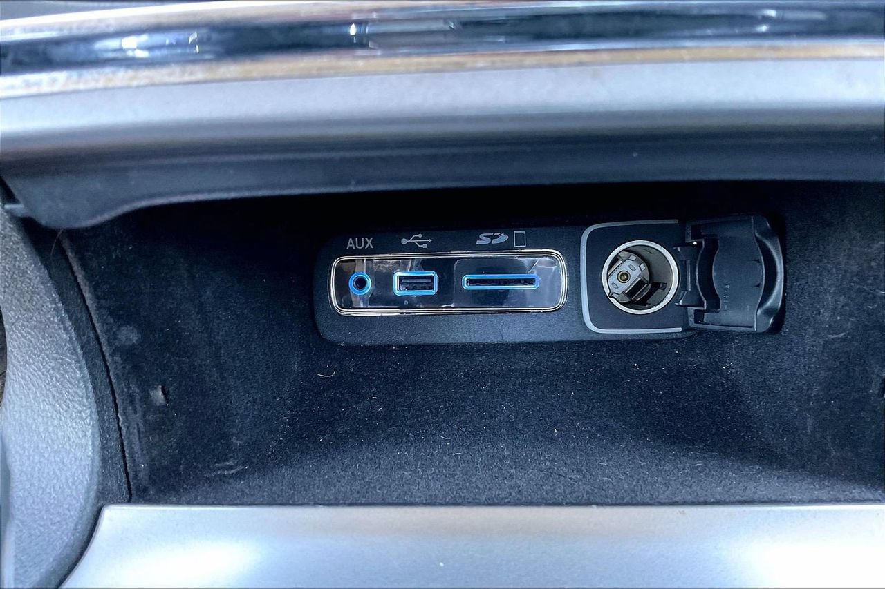 Certified 2017 Jeep Grand Cherokee Summit RWD image 19