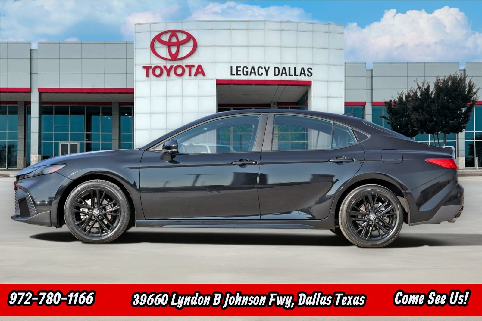 Used 2025 Toyota Camry SE w/ Convenience Package AWD/4WD image 7