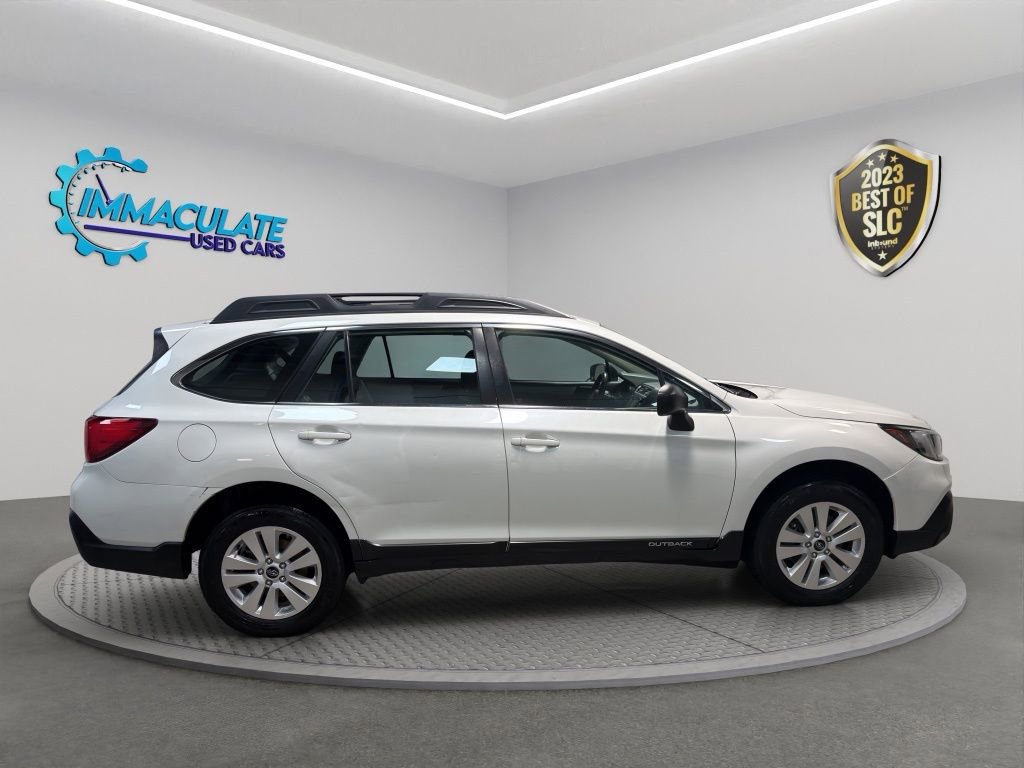 Used 2019 Subaru Outback 2.5i AWD/4WD image 6