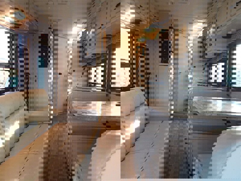 Used 2022 Ford E-450 and Econoline 450 Super Duty w/ Motorhome Prep Package image 40