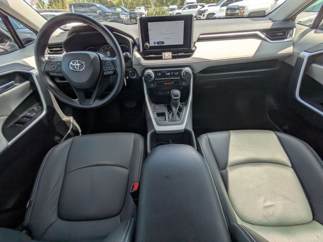 Used 2025 Toyota RAV4 XLE w/ Convenience Package FWD image 17