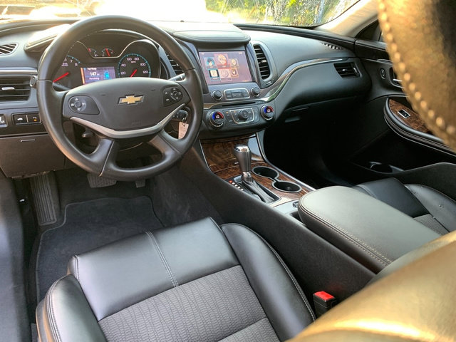 Used 2014 Chevrolet Impala LT w/ Convenience Package FWD image 19