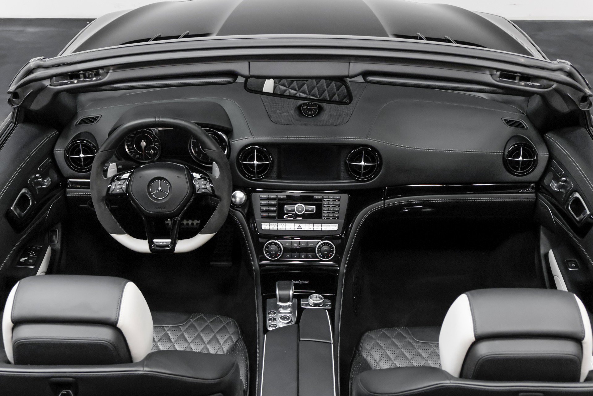 Used 2015 Mercedes-Benz SL 63 AMG w/ Driver Assistance Package image 7