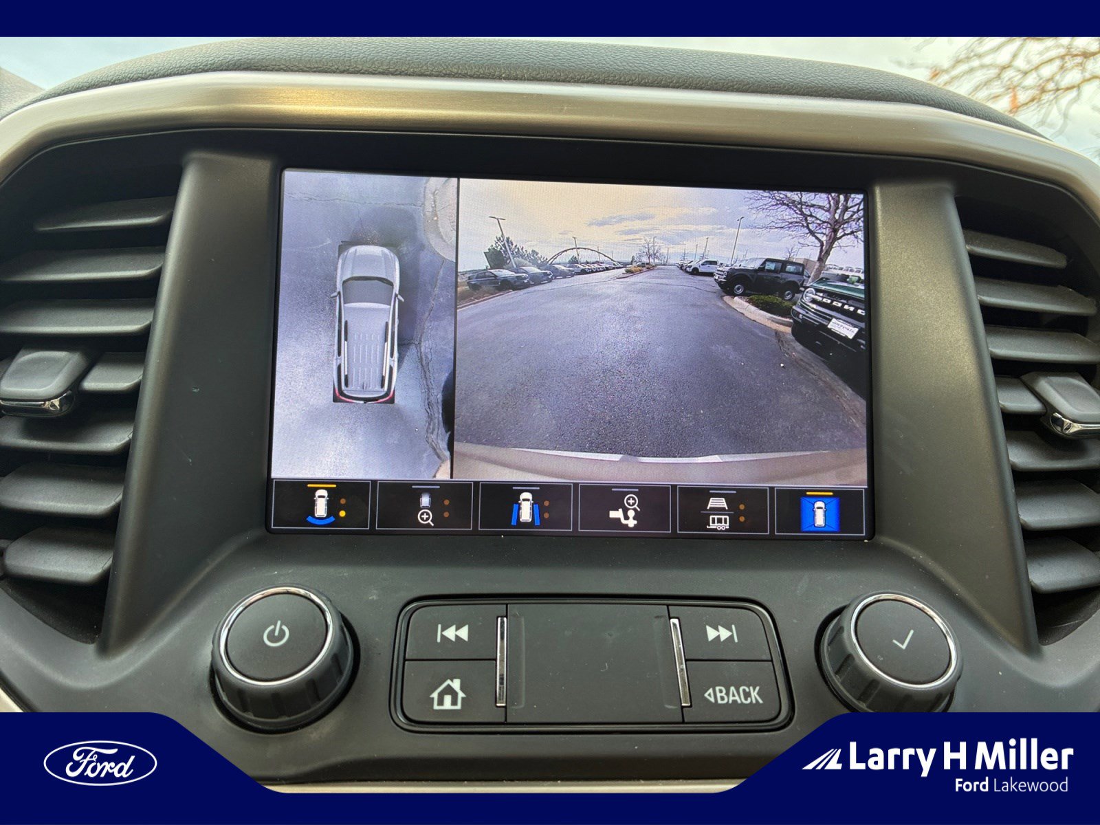 Used 2023 GMC Acadia Denali w/ Denali Ultimate Package image 29