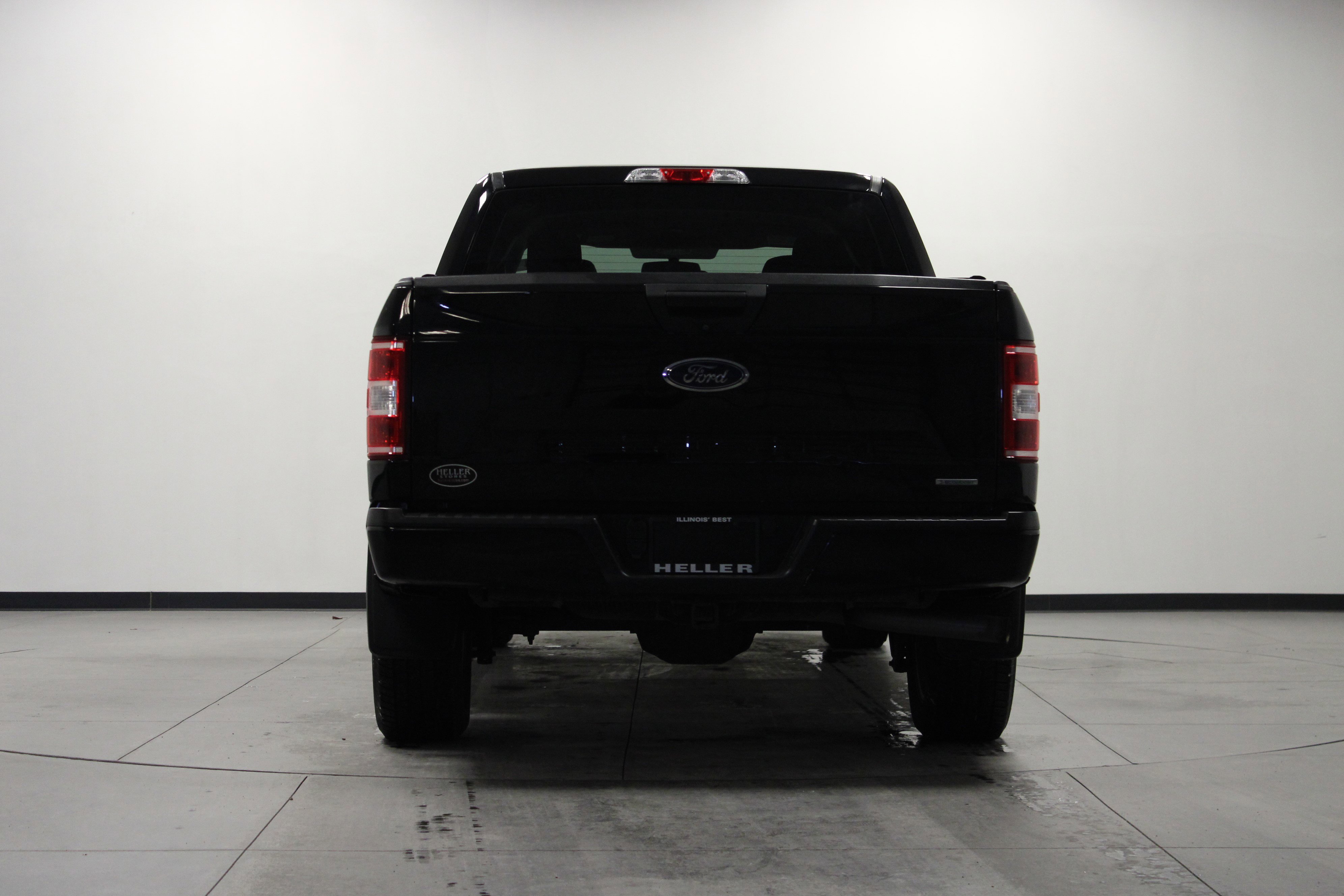 Used 2018 Ford F150 XL w/ Equipment Group 101A Mid image 5