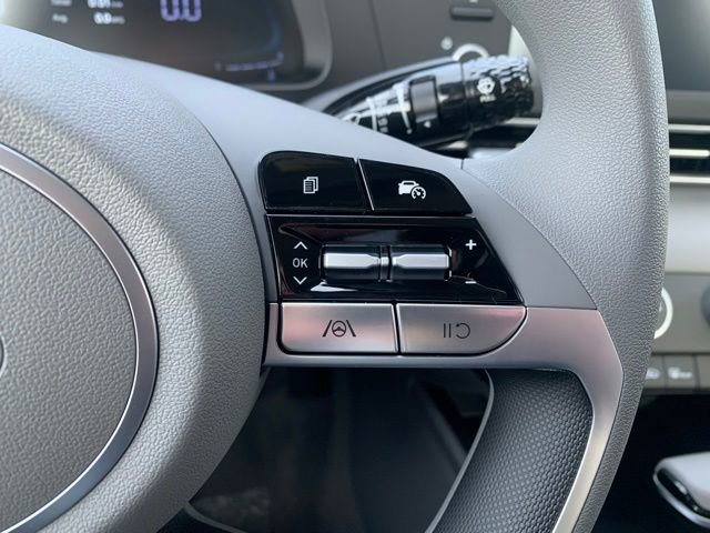 New 2026 Hyundai Elantra SE image 16