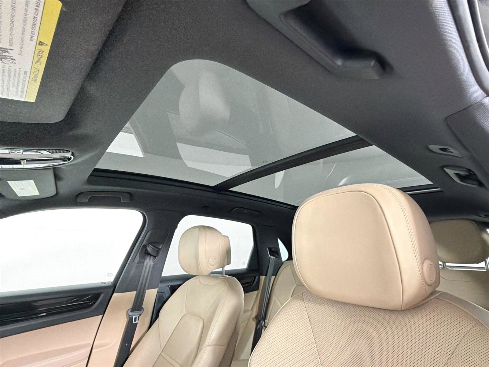 Certified 2022 Porsche Cayenne GTS AWD/4WD image 33