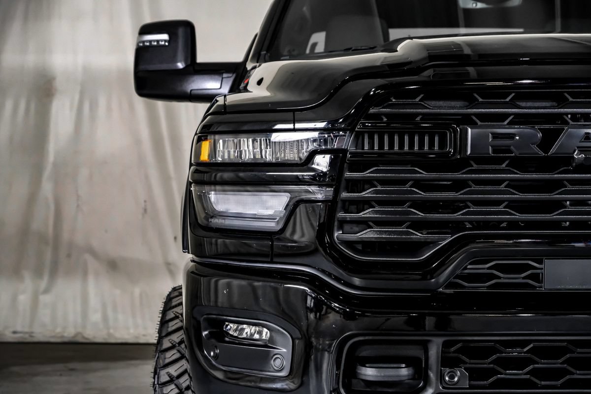 Used 2025 RAM 2500 Big Horn AWD/4WD image 39