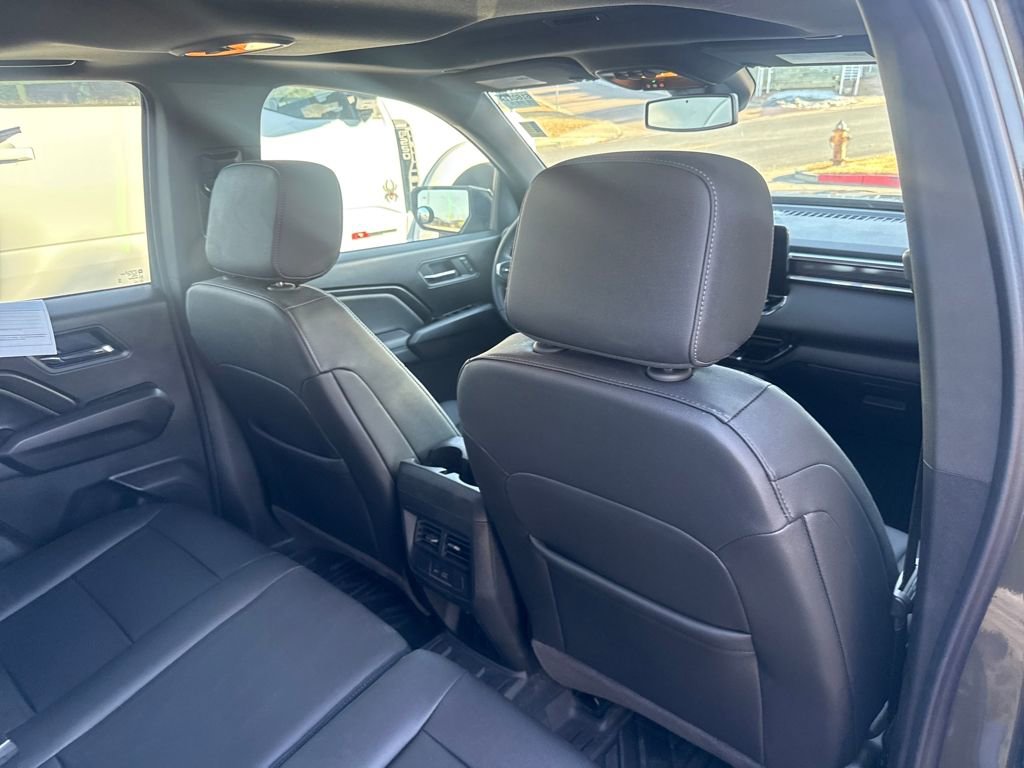 Used 2025 GMC Canyon Elevation w/ Convenience Package image 24