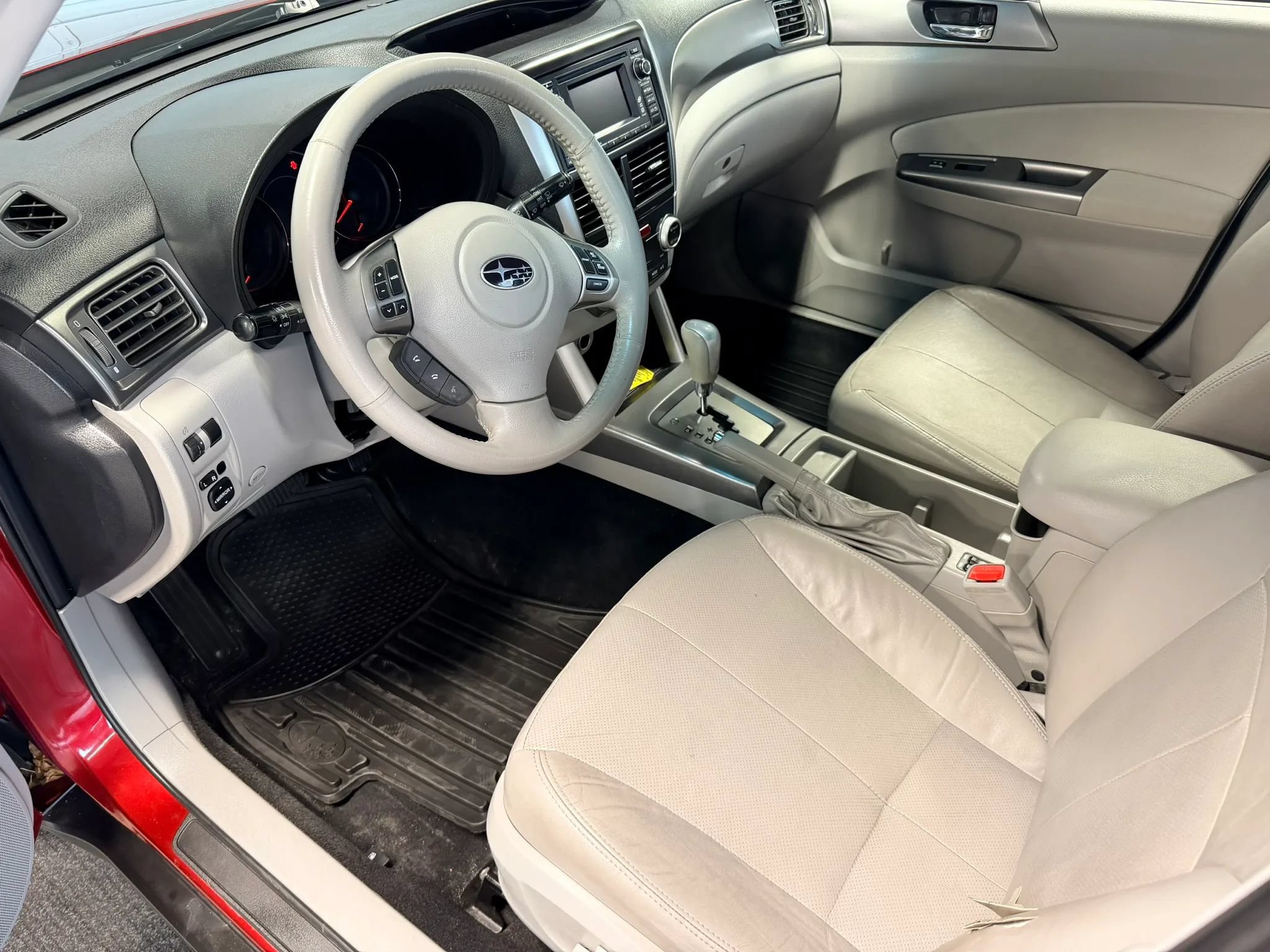 Used 2012 Subaru Forester 2.5X Touring AWD/4WD image 7