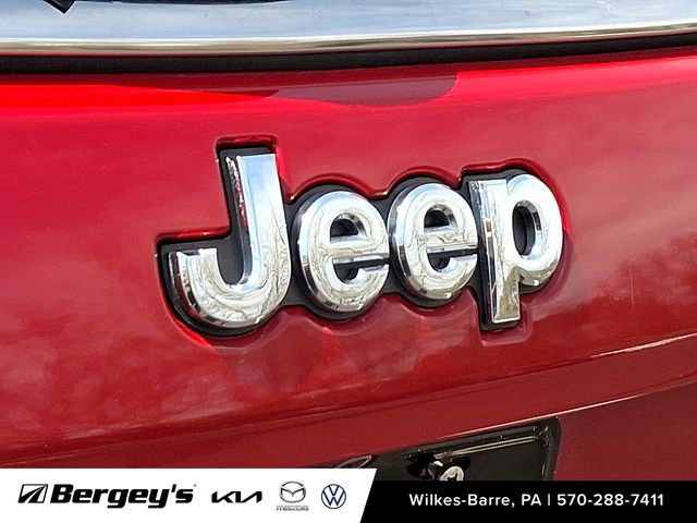 Used 2018 Jeep Compass Limited image 12