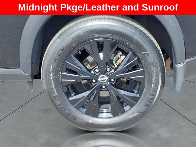 Used 2023 Nissan Rogue SV w/ SV Premium Package image 4