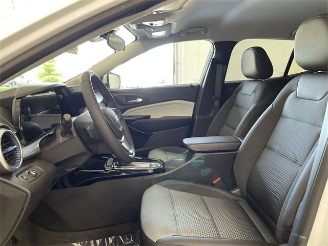 New 2025 Chevrolet Trax LT w/ Driver Confidence Package image 19