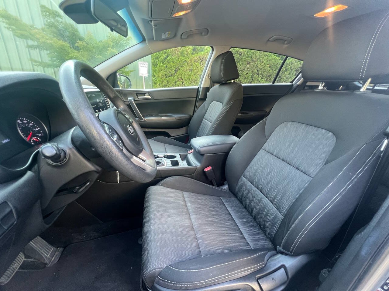 Used 2020 Kia Sportage LX AWD/4WD image 13