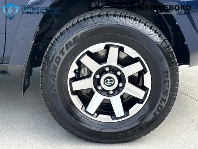 Used 2024 Toyota 4Runner TRD Off-Road Premium AWD/4WD image 12