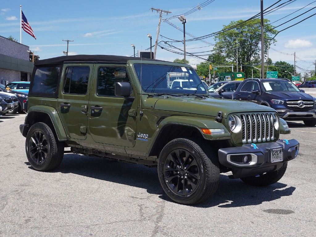 Used 2022 Jeep Wrangler Unlimited Sahara w/ Cold Weather Group AWD/4WD image 51