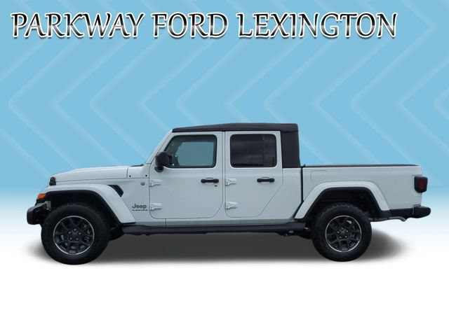 Used 2023 Jeep Gladiator Overland AWD/4WD image 2