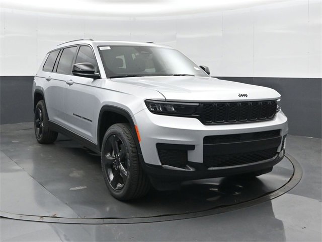 New 2025 Jeep Grand Cherokee L Altitude image 1