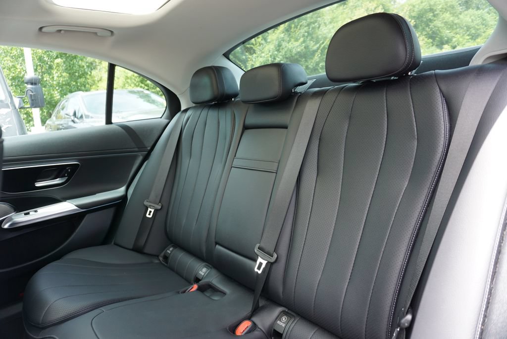 Certified 2024 Mercedes-Benz E 350 4MATIC Sedan image 20