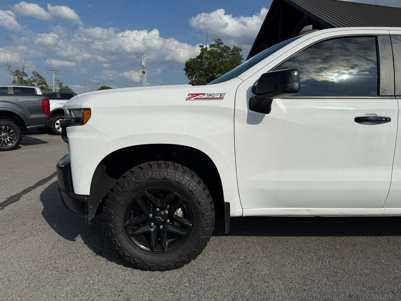 Used 2020 Chevrolet Silverado 1500 LT Trail Boss w/ Convenience Package AWD/4WD image 29
