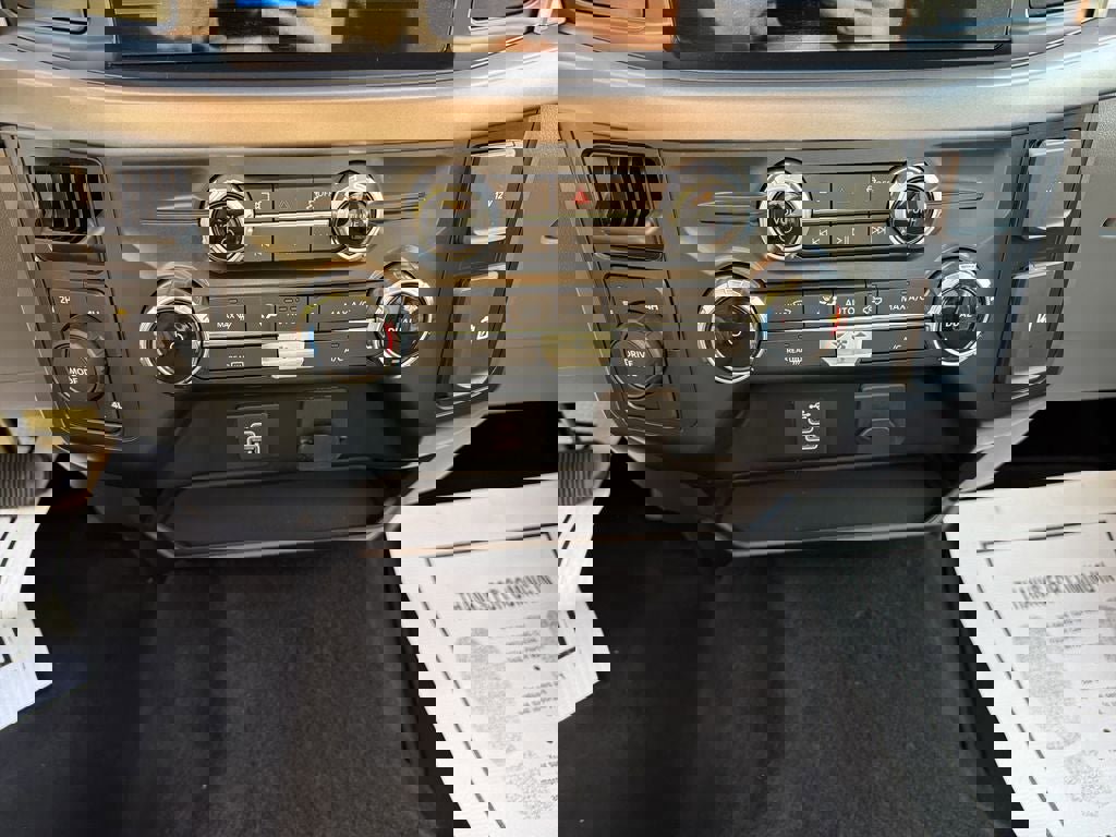 Used 2025 Ford F150 XLT w/ Equipment Group 301A Standard image 23