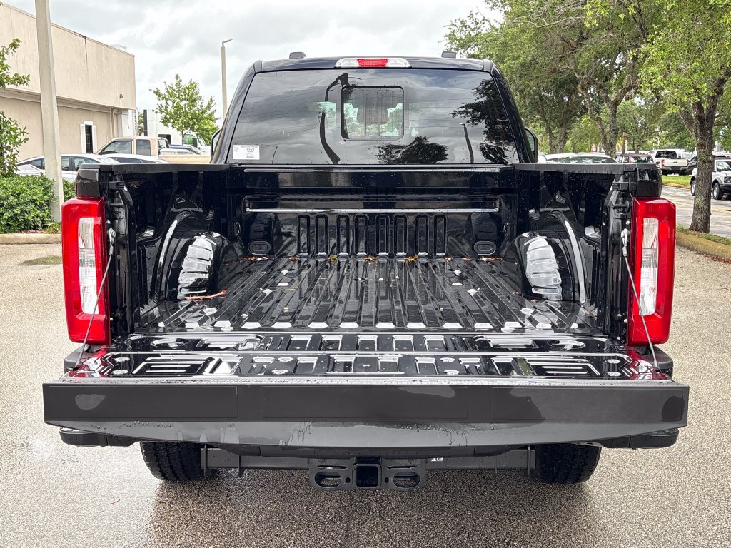 New 2026 Ford F250 4x4 Crew Cab Super Duty image 10
