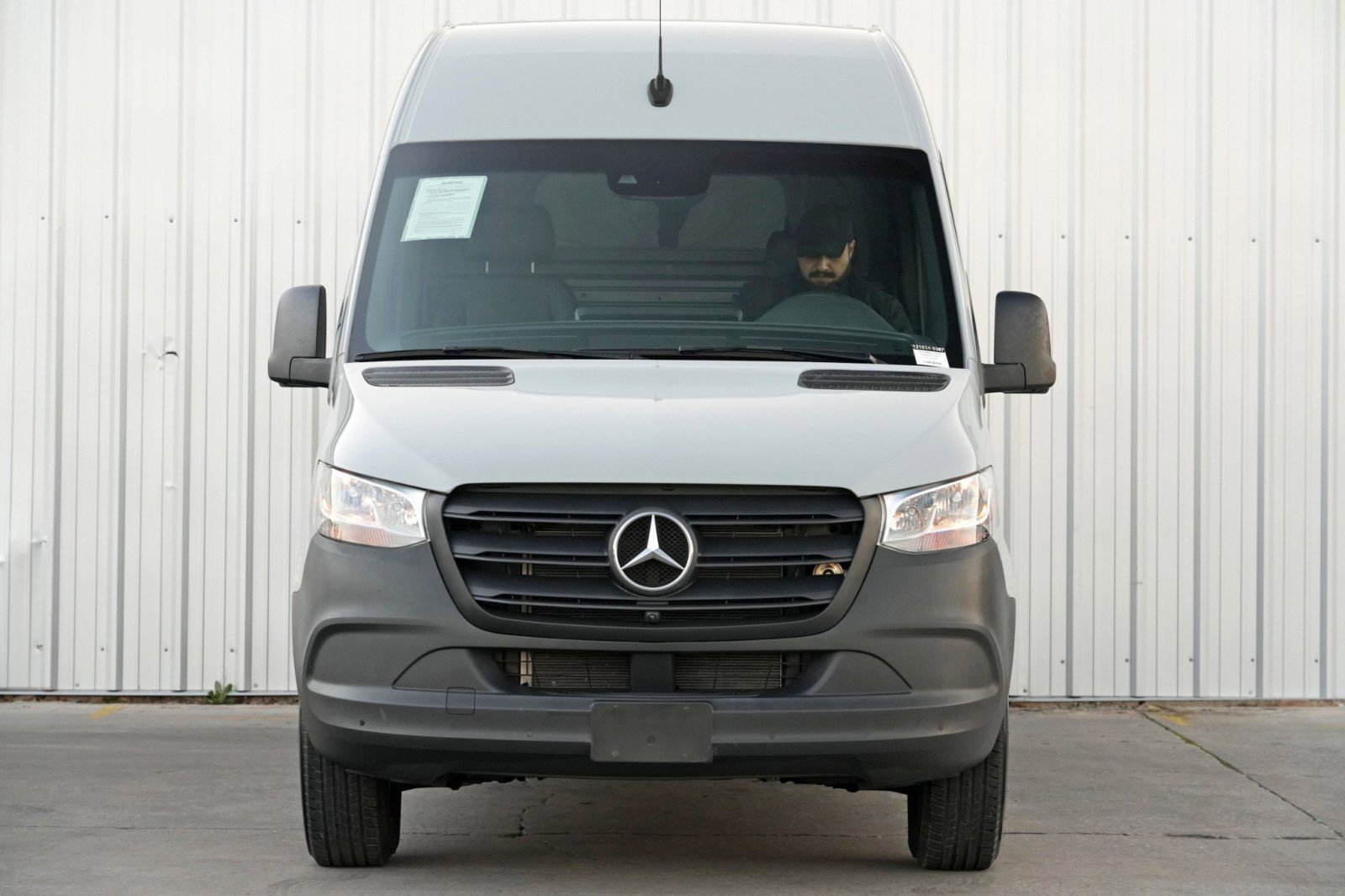 Used 2023 Mercedes-Benz Sprinter 2500 w/ Acoustic Package image 7