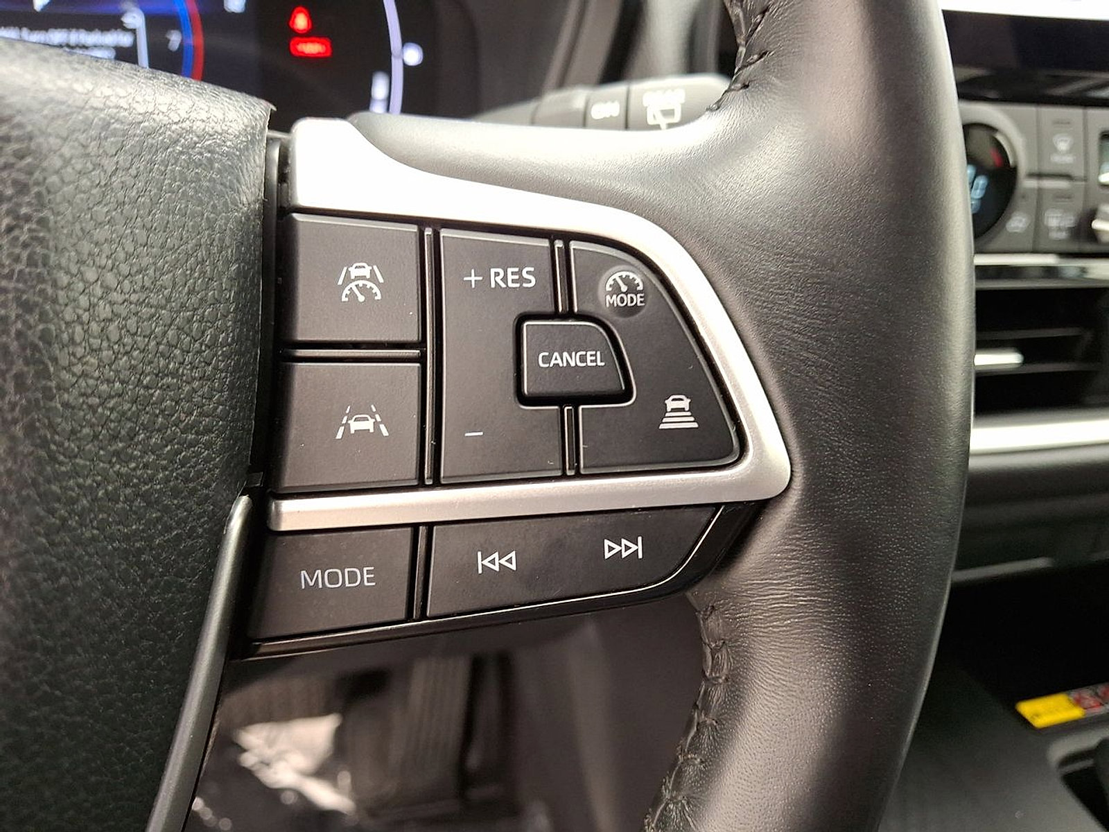 Used 2024 Toyota Grand Highlander XLE image 18