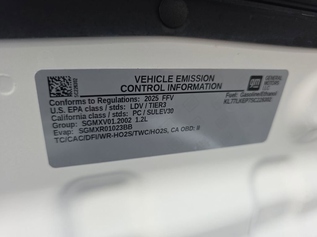 Used 2025 Chevrolet Trax ACTIV w/ Driver Confidence Package image 36