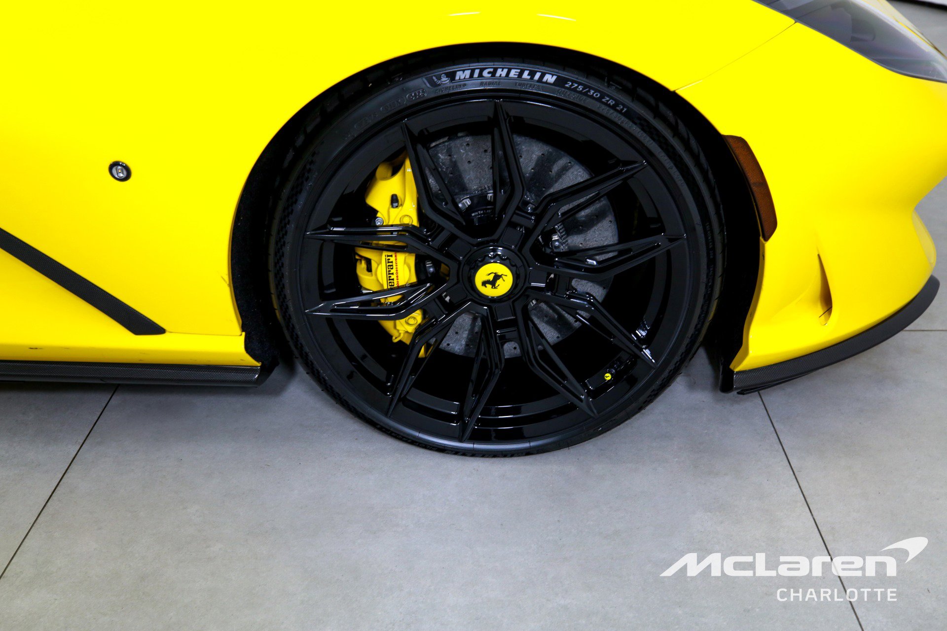 Used 2023 Ferrari 812 GTS RWD image 30