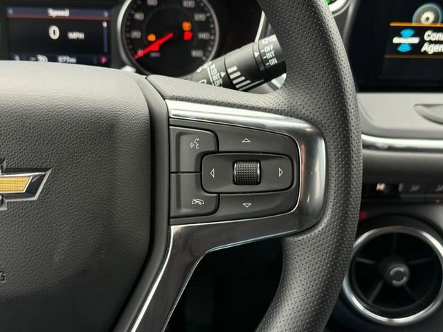 Used 2025 Chevrolet Blazer LT image 22