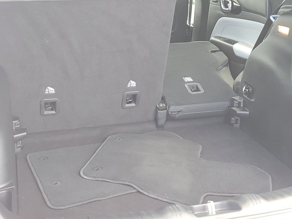 Used 2023 Jeep Compass Limited w/ Sun and Sound Group AWD/4WD image 34