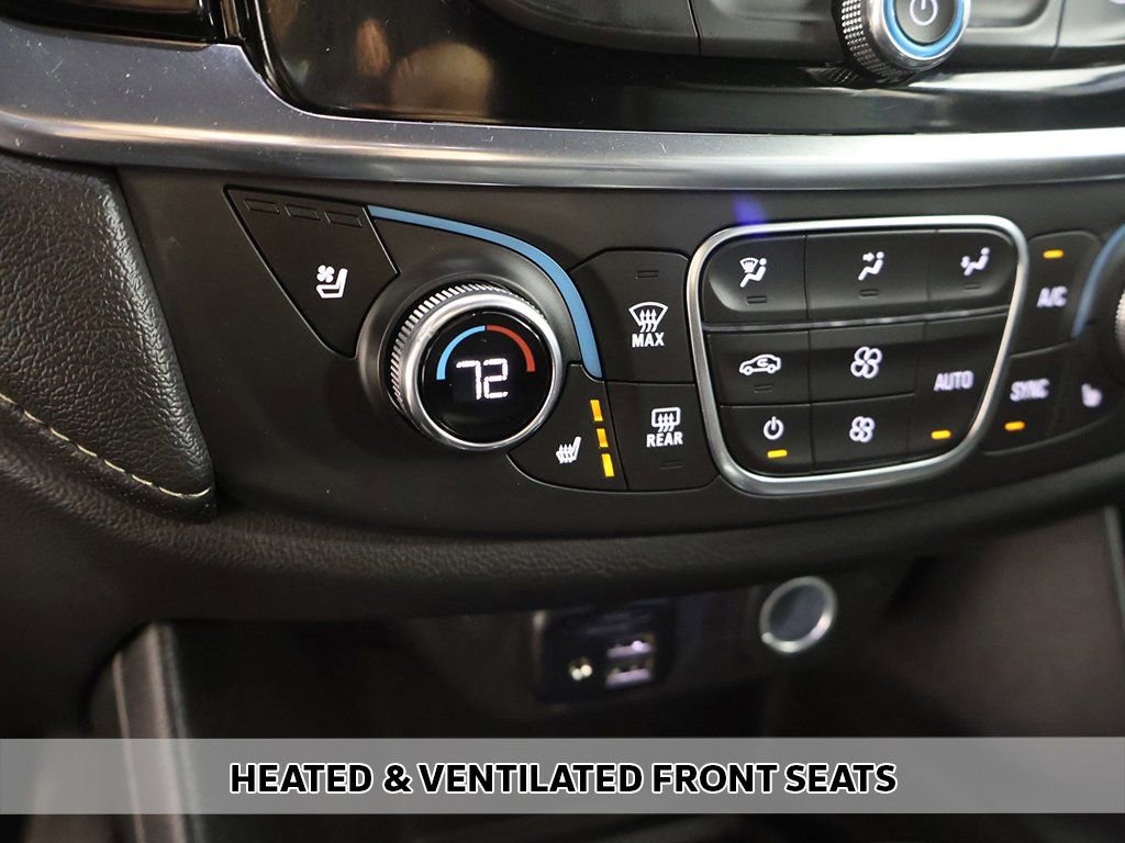 Used 2023 Chevrolet Traverse Premier AWD/4WD image 10