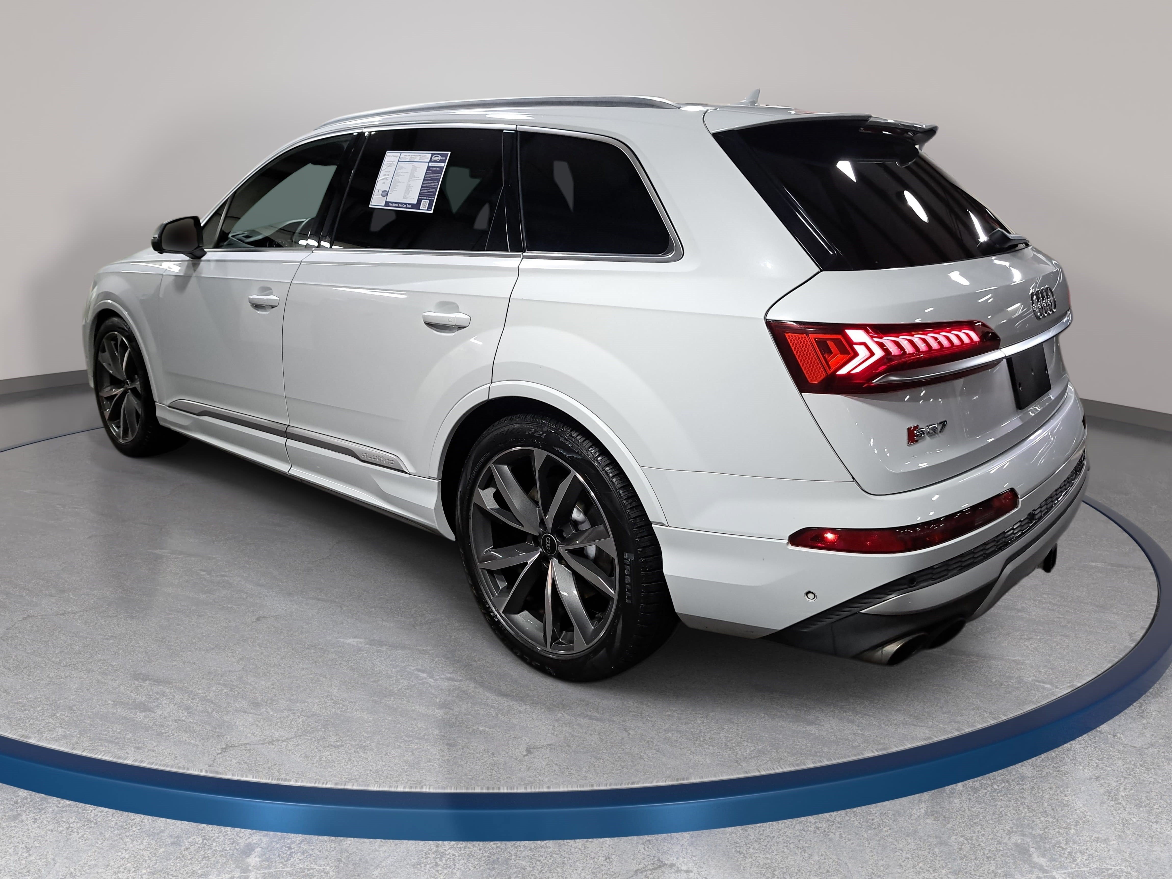 Used 2021 Audi SQ7 Premium Plus w/ Driver Assistance Package AWD/4WD image 7