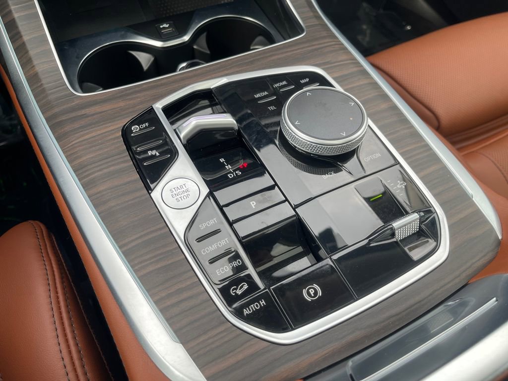 Used 2026 BMW X7 xDrive40i image 11