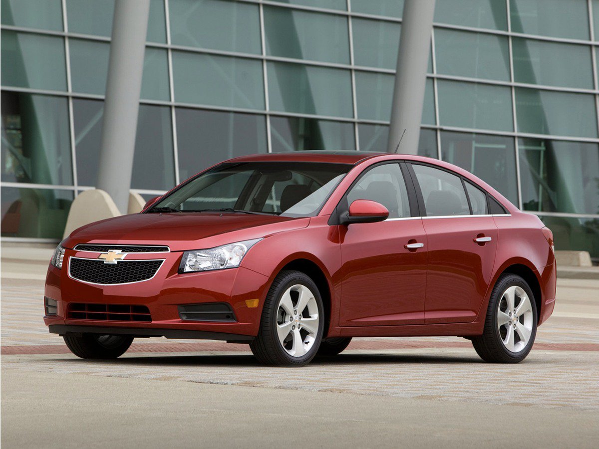 Used 2013 Chevrolet Cruze LT w/ RS Package FWD image 1