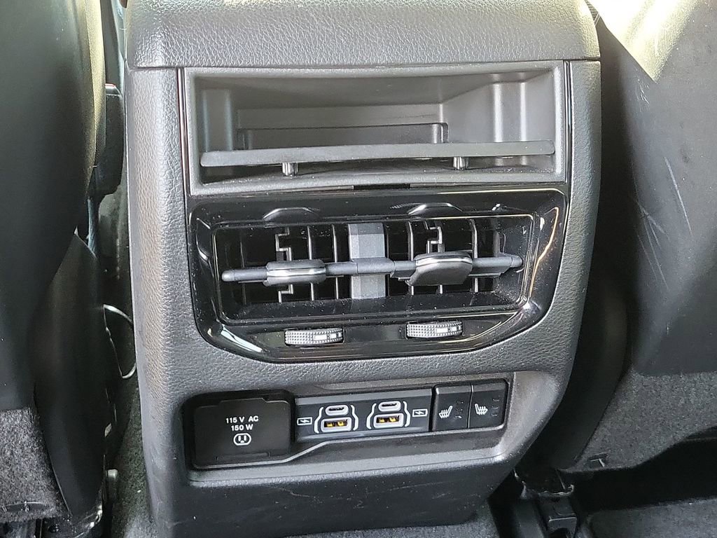 Used 2023 Jeep Grand Cherokee Overland image 22