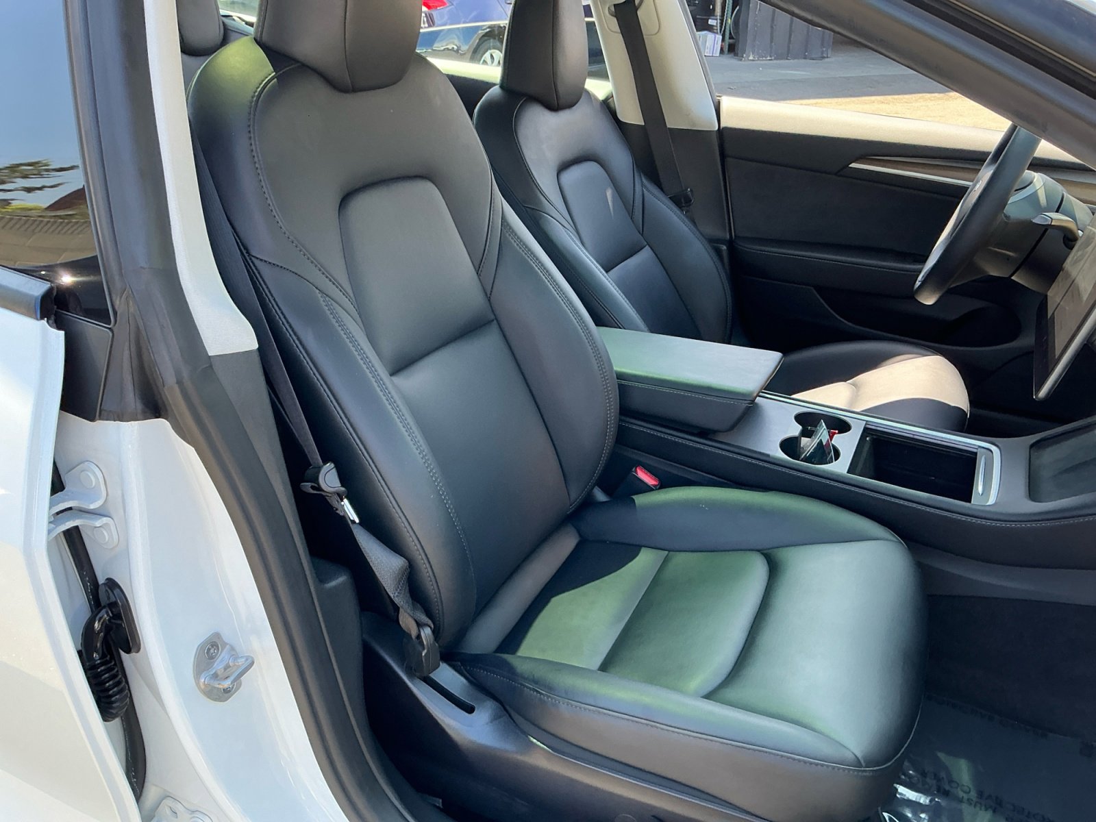 Used 2023 Tesla Model 3 Standard Range image 21